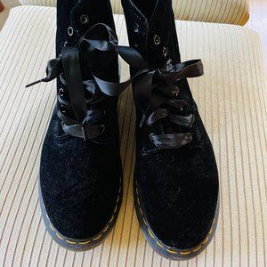 Original Dr. Marten's 1460 Pascal Velvet Boots in Black